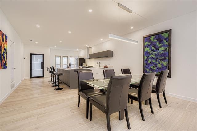 Building Photo - 12364 Montego Plaza