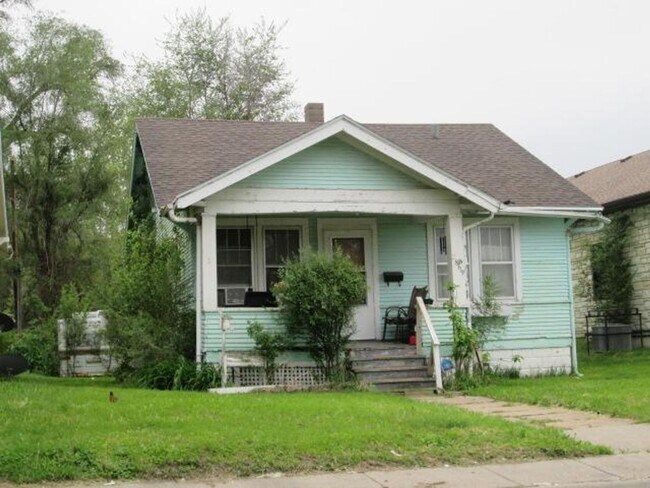 Building Photo - 2869 Sprague St