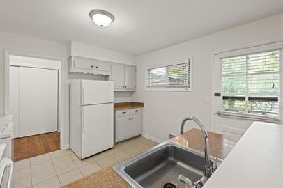 Building Photo - 5070 Crowe Dr SE