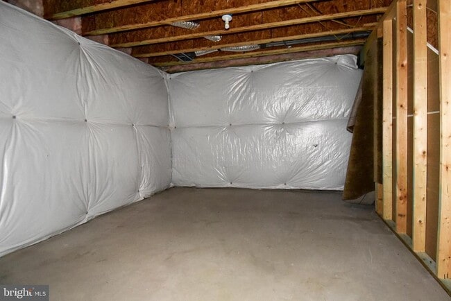 Building Photo - 3082 American Eagle Blvd