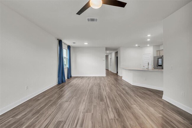 Building Photo - 17925 Curio Dr