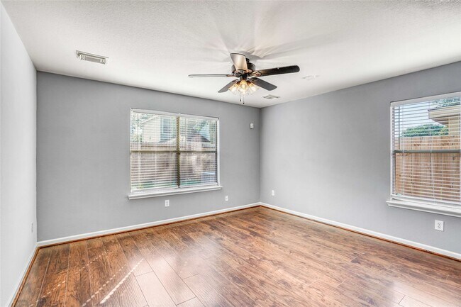 Building Photo - 19039 Remington Park Dr