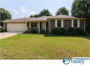 Building Photo - 127 Frankie Ln