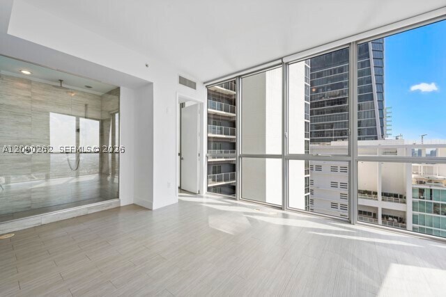 Building Photo - 1100 Biscayne Blvd