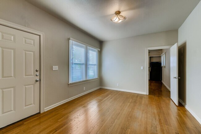 Building Photo - Minutes From Woodlawn Lake - 4 miles from ...
