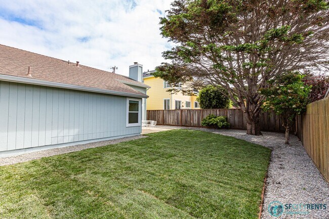 Building Photo - Pacifica: Newly Renovated Single Family Ho...