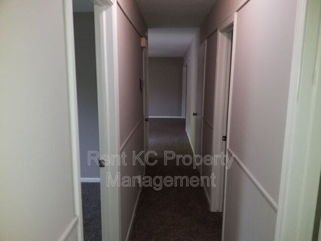 Building Photo - 13205 Craig Ave