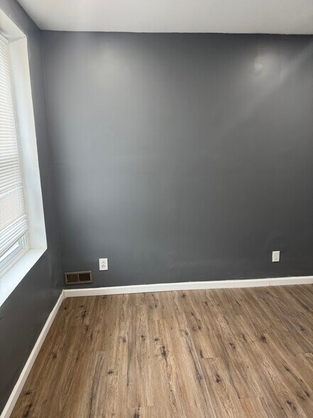 Building Photo - 2762 N Hemberger St
