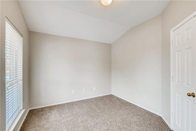 Building Photo - 229 Killian Loop