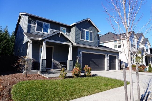 Building Photo - 8400 NE 168th Ave