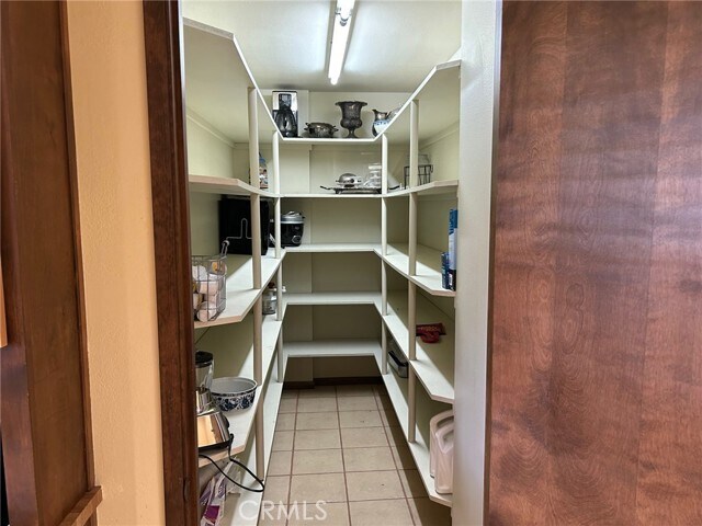 Building Photo - 836 Highland Dr