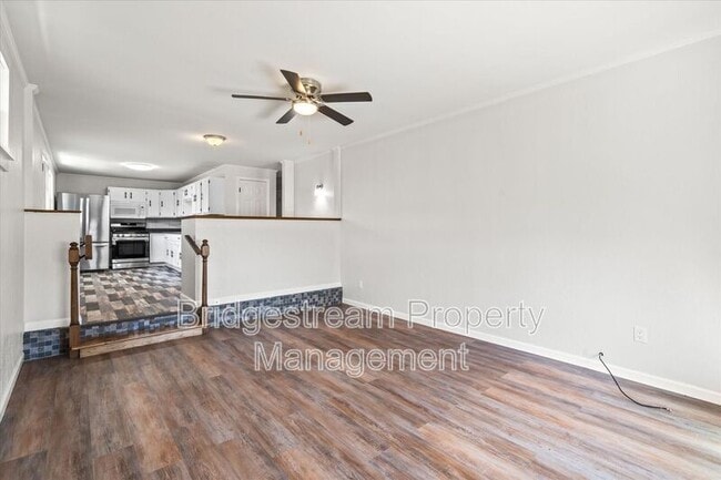 Building Photo - 317 Hypathia Ave