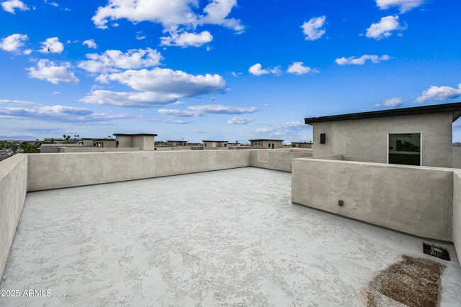 Building Photo - 6842 E ORION Dr