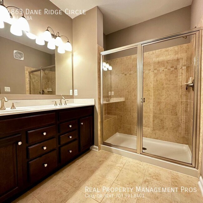 Building Photo - 4863 Dane Ridge Cir