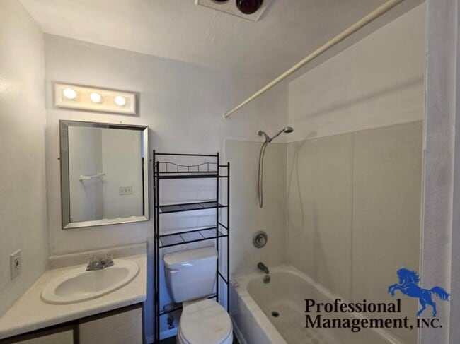 Building Photo - 2 bedroom in Billings MT 59101