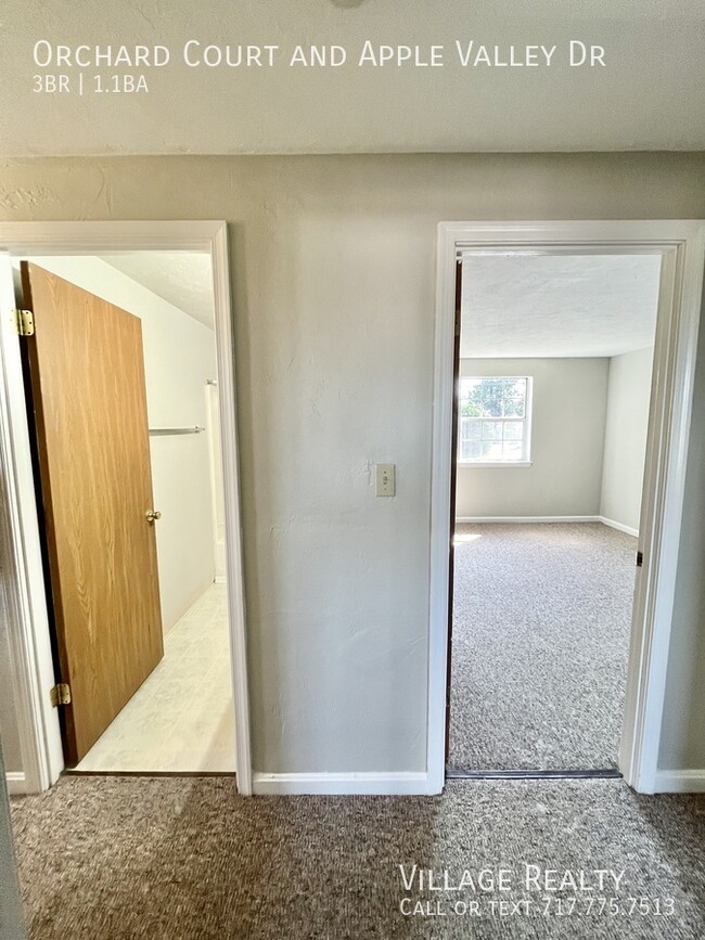 Building Photo - 2-car garage! Roomy 3-bed townhome in Dall...