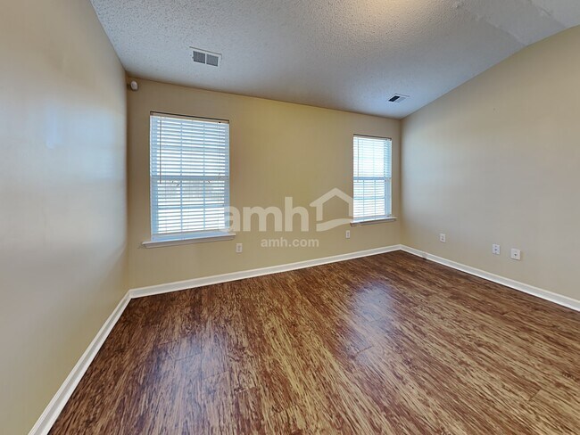 Building Photo - 63 Brockmore Drive