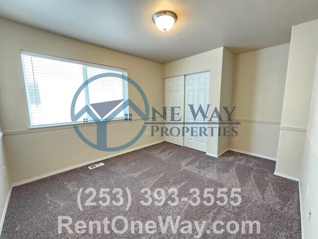 Building Photo - 15410 87th Ave E