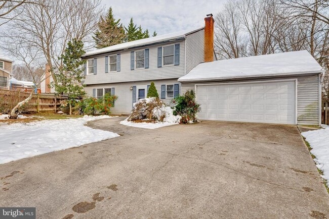 Building Photo - 517 Stockbridge Ct