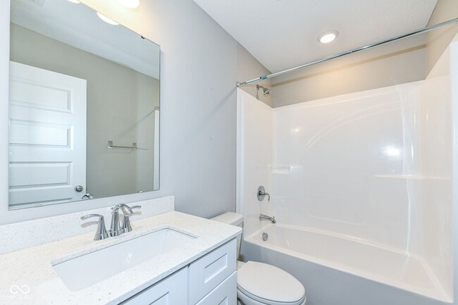Building Photo - 6898 Sunstone Pl