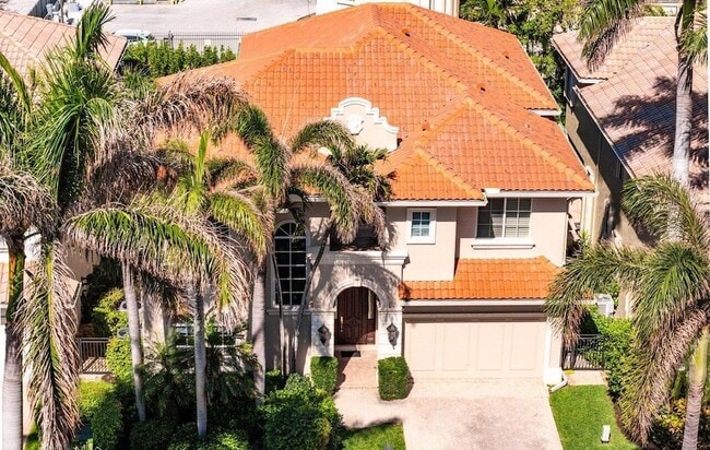 Building Photo - 3632 S Ocean Blvd
