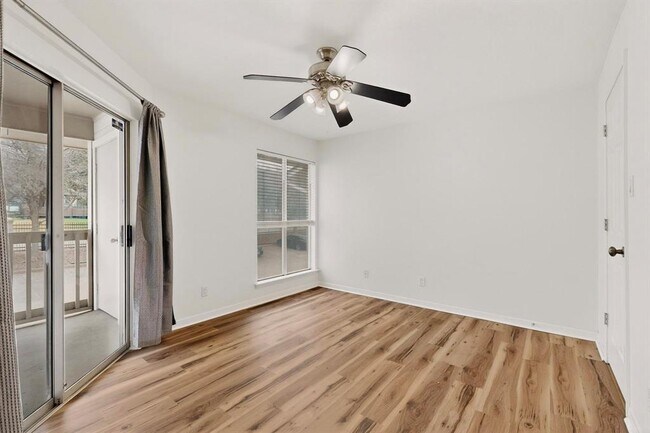 Building Photo - 2450 Wickersham Ln