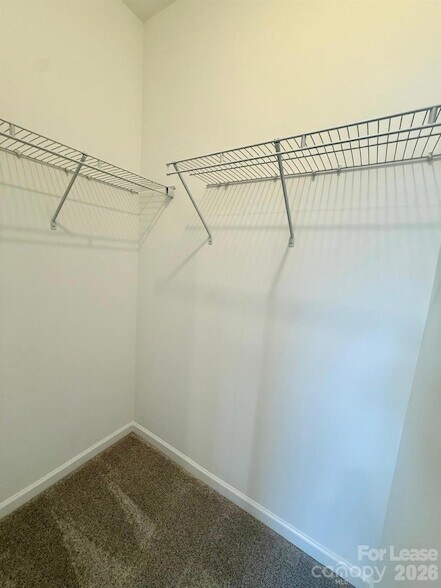 Building Photo - 206 Silver Fleet Dr