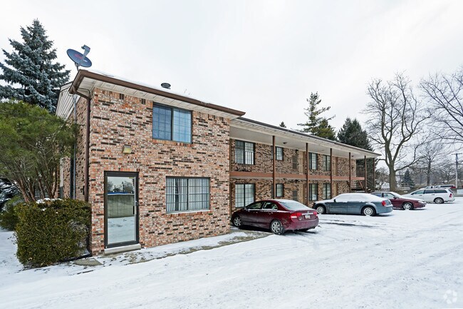 Building Photo - 102 N Washington Ave