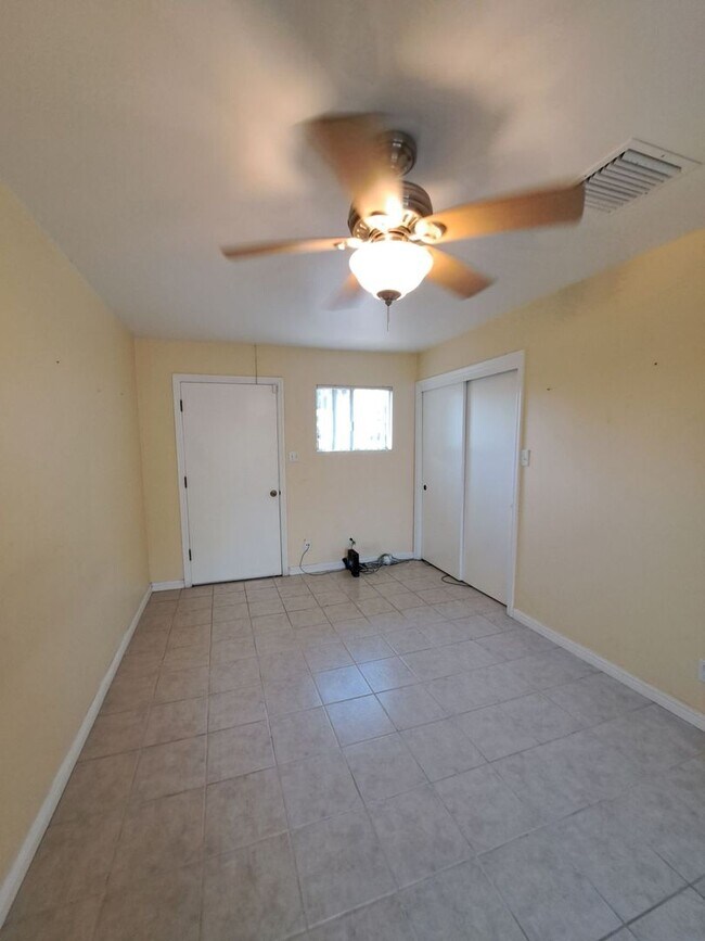 Building Photo - Price lowered & Limited-Time Offer: Get 50% Off Your First Month’s Rent! Beautiful Single Level H...