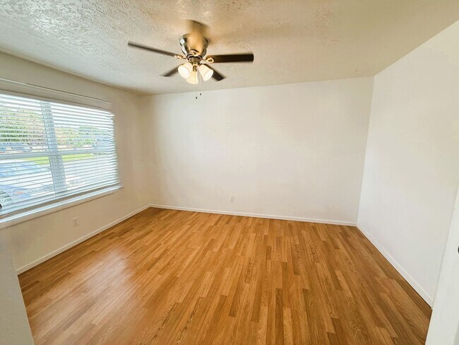 Building Photo - Welcome Home!