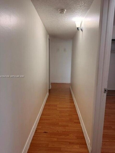 Building Photo - 6930 Miami Gardens Dr