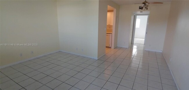 Building Photo - 1400 NE 54th St