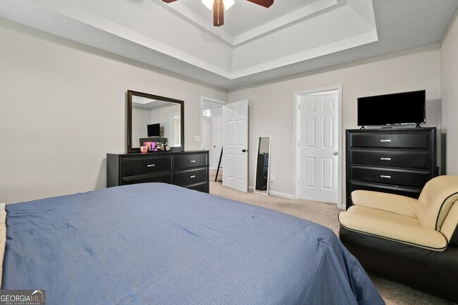 Building Photo - 30 Zebulon Pl