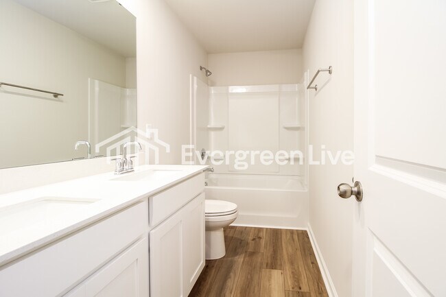 Building Photo - now