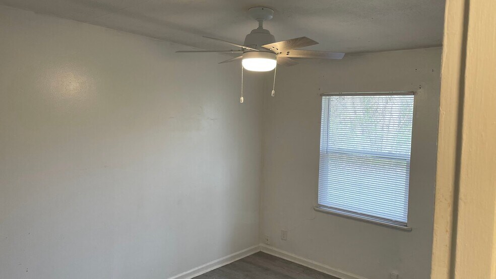 Building Photo - 1269 Farley Dr