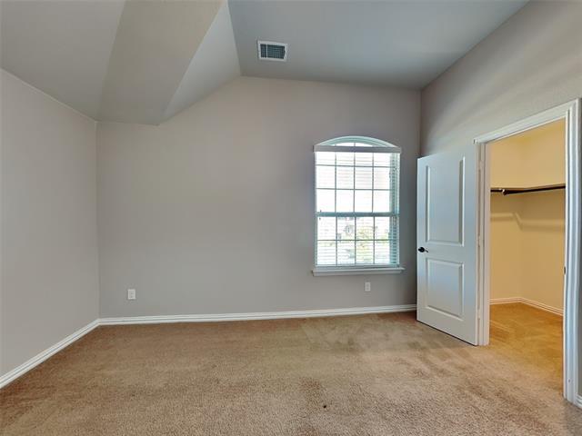 Building Photo - 1604 Vintage Ln