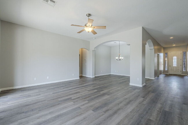 Building Photo - 2951 E Riviera Pl