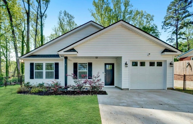 Building Photo - 9 Willow Pines Ct