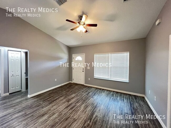 Building Photo - 2839 SW 165th Pl