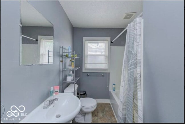 Building Photo - 428 W 43rd St