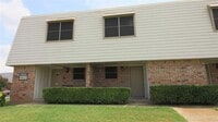 Building Photo - 101 Westcourt Dr