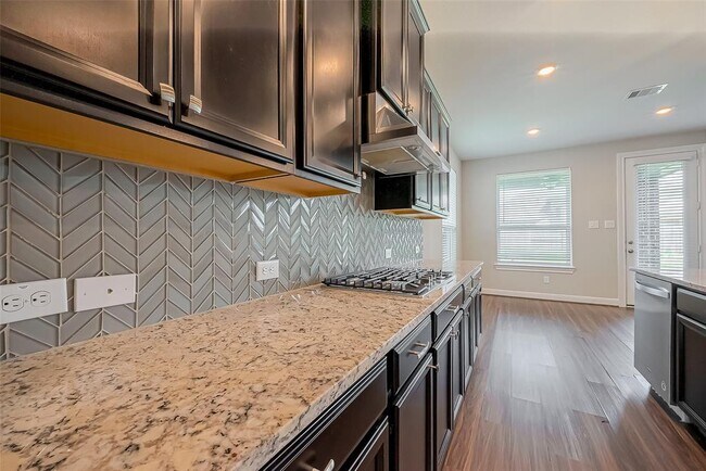 Building Photo - 2310 Dalton Trl