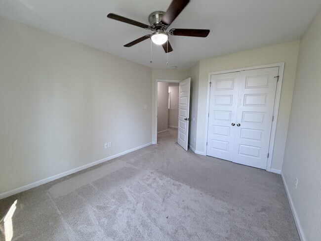 Building Photo - 5153 Richard Rd