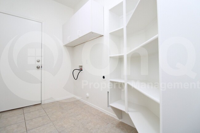 Building Photo - 33359 N Sonoran Trail
