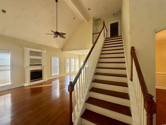 Building Photo - 544 Stonemason Dr