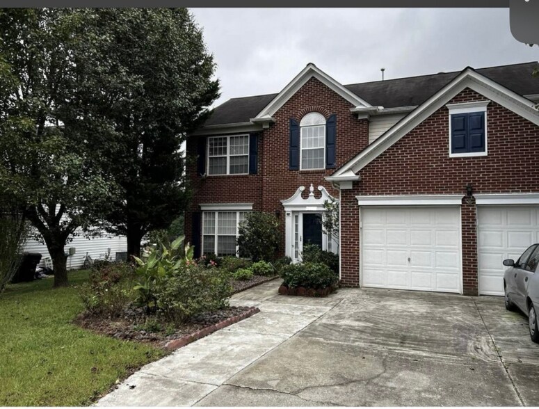 Building Photo - 3852 Windstream Way
