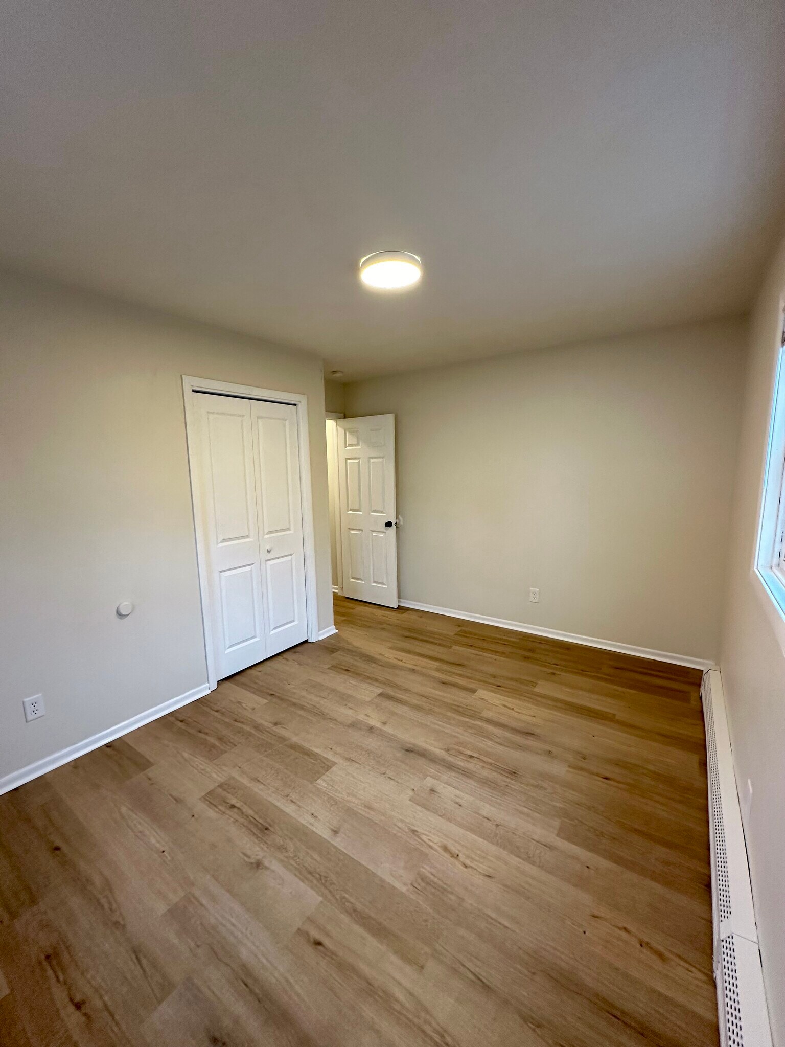 Building Photo - 2537 138th Ave NW