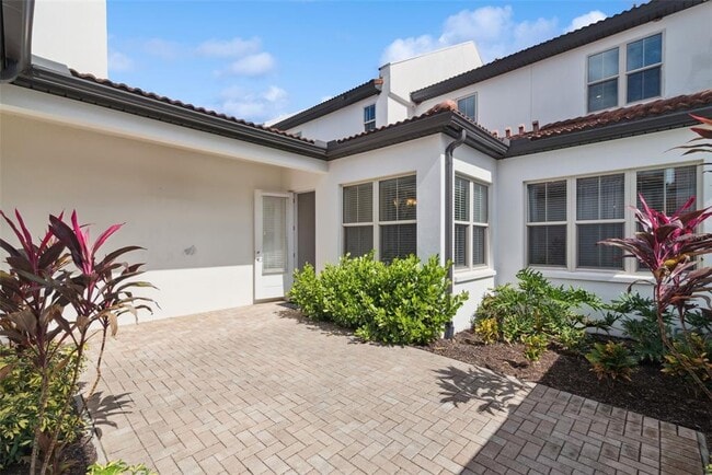 Building Photo - 8884 Bismarck Palm Dr