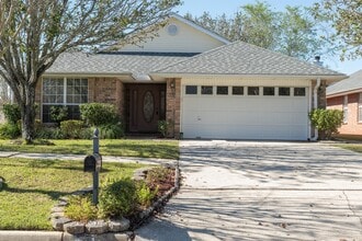 Building Photo - 25 Littleton St