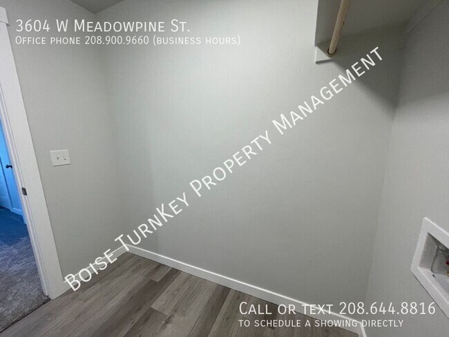 Building Photo - 3604 W Meadowpine St
